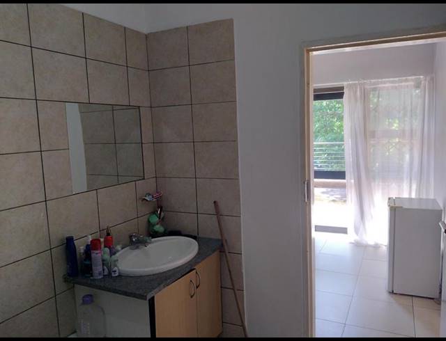 2 BEDROOM PROPERTY TO RENT IN MILPARK